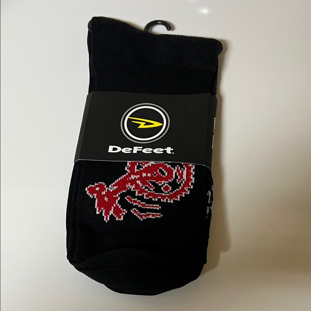 NWT DeFeet Hammer Nutrition Athletic Socks Cycling Running Large